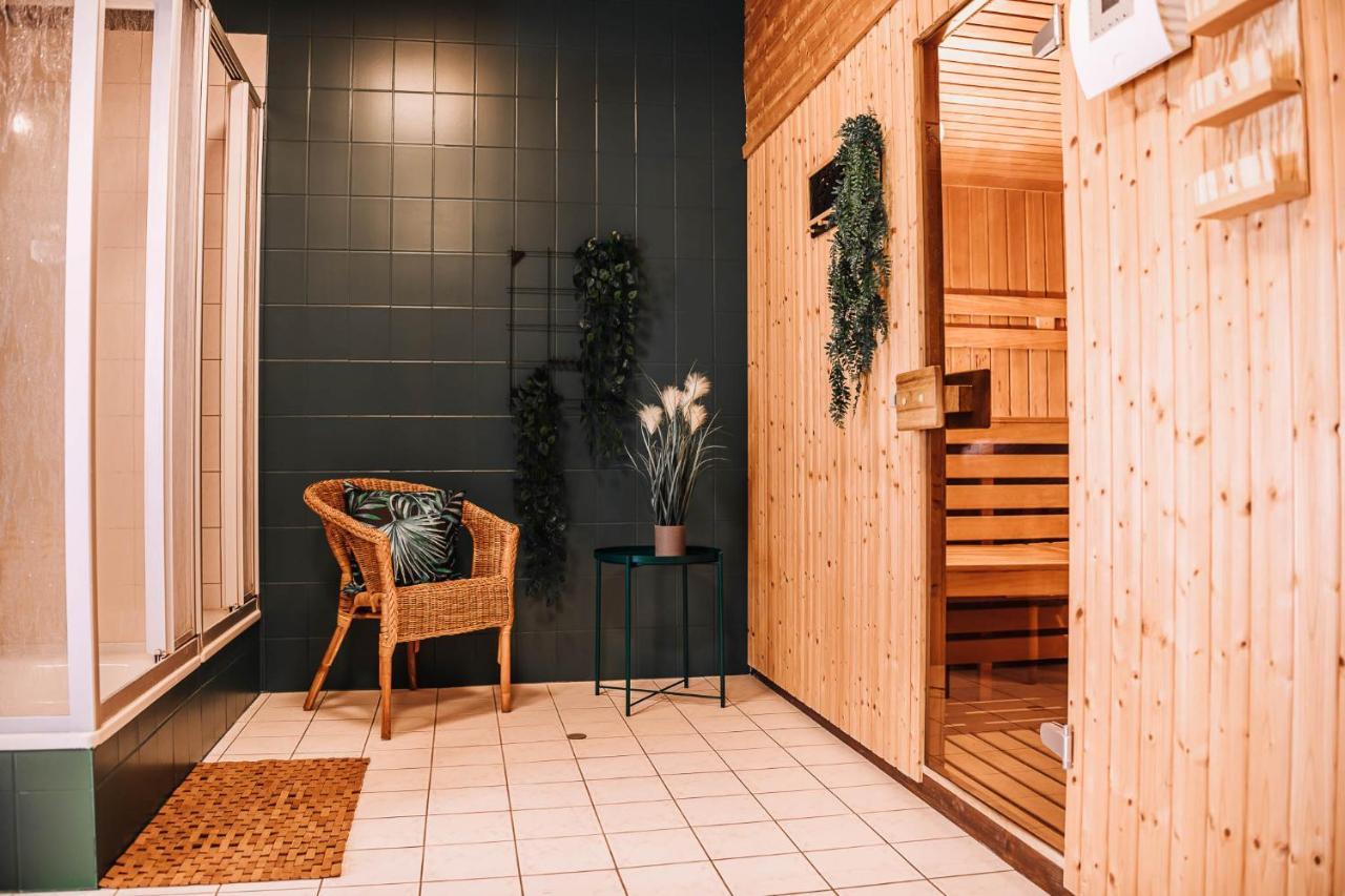 Xxl Ferienhaus Goldberger See - Sauna - 16 Personen 外观 照片