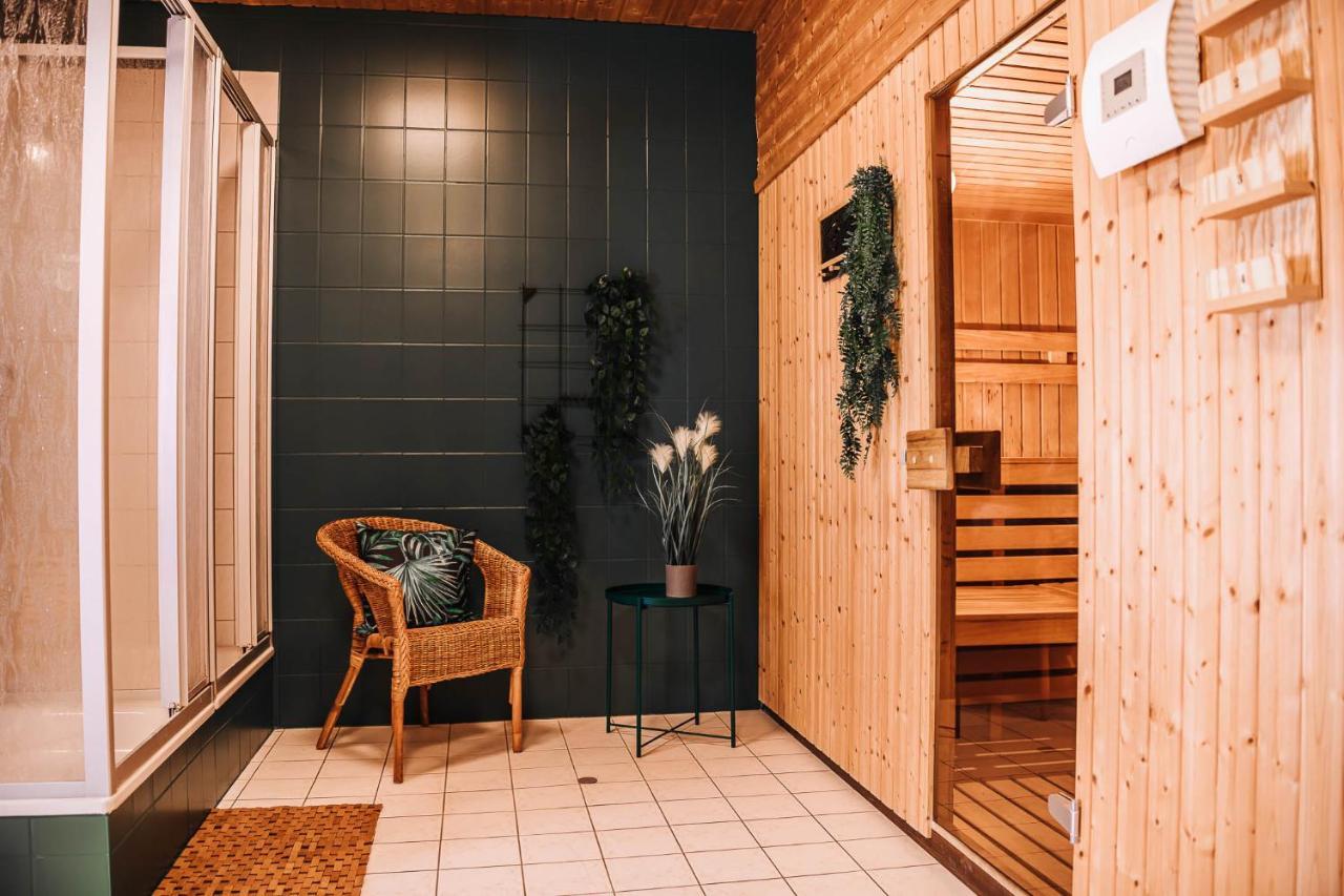 Xxl Ferienhaus Goldberger See - Sauna - 16 Personen 外观 照片