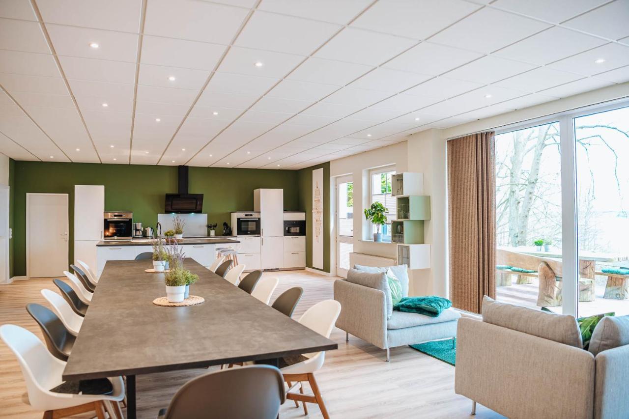 Xxl Ferienhaus Goldberger See - Sauna - 16 Personen 外观 照片